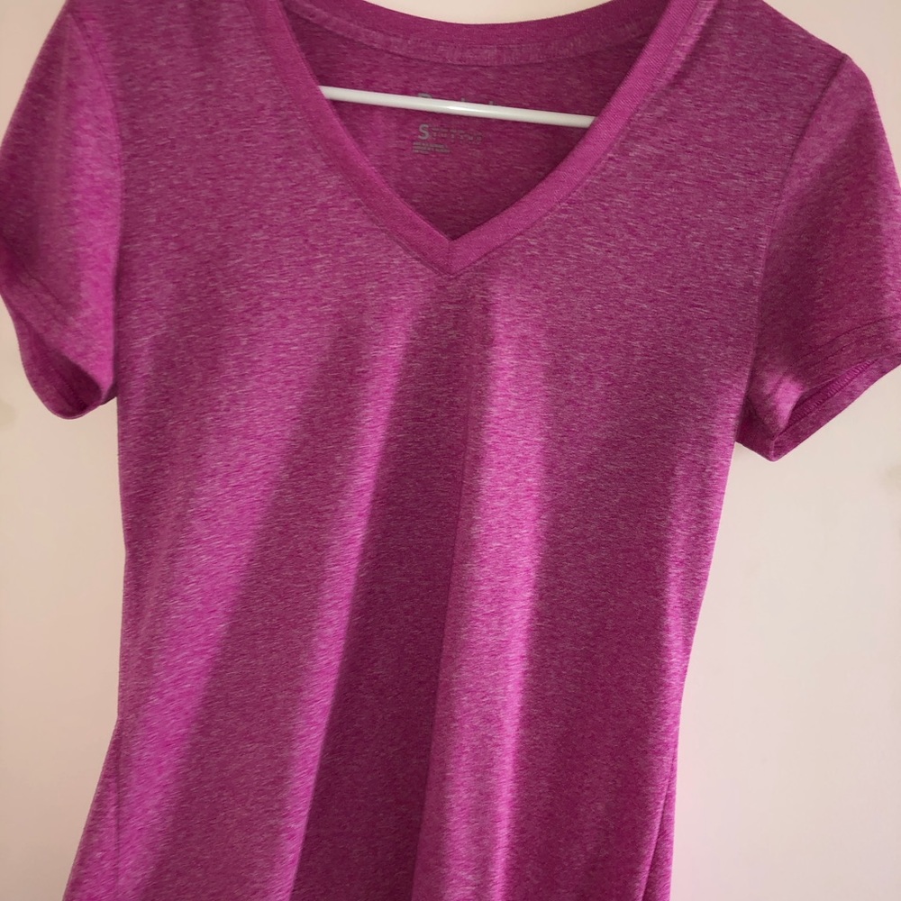 reebok pink workout shirt